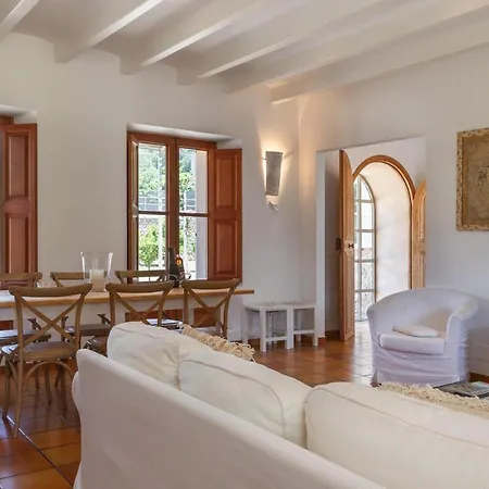 Nou Villa *