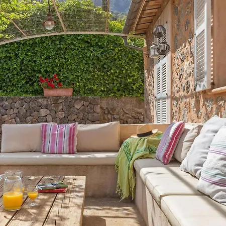 Nou Villa *